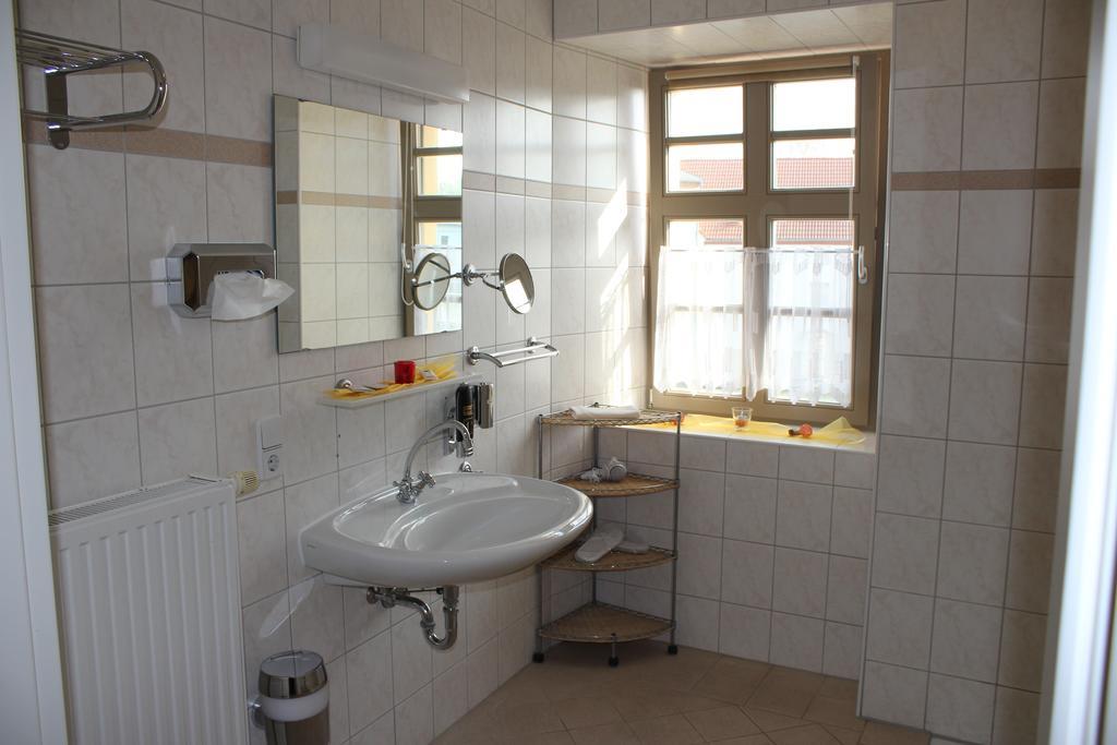 Stadtschloss Hecklingen*** Hecklingen  部屋 写真